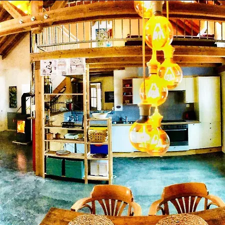House Chalet *